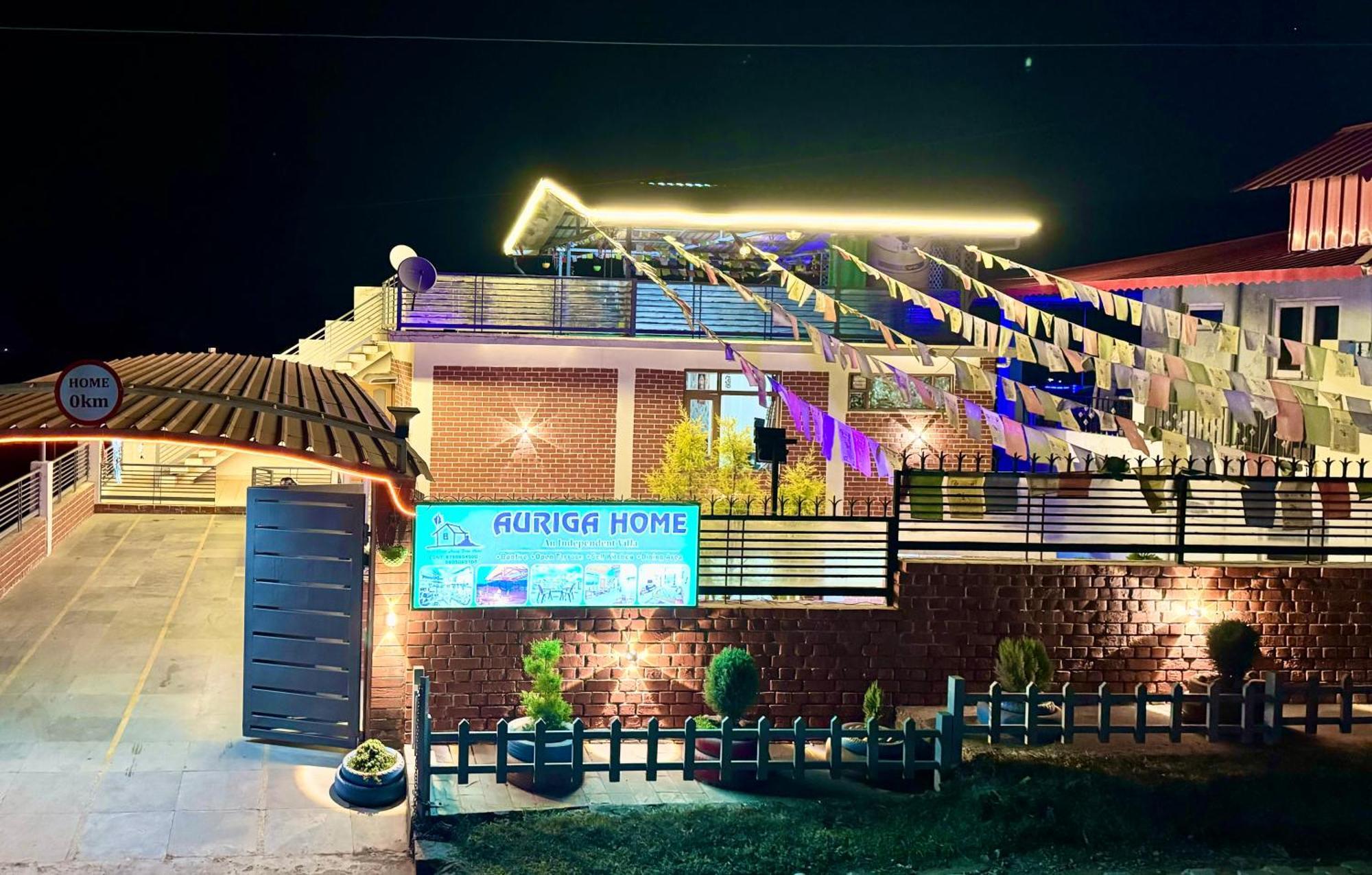 The Auriga 3Bhk Fully Entair Villa With Bonfire In Kasauli I Pvt Stay I Open Air Terrace I Kitchen Livingroom I Lawn Bonfire I Gaming Zone Exterior photo